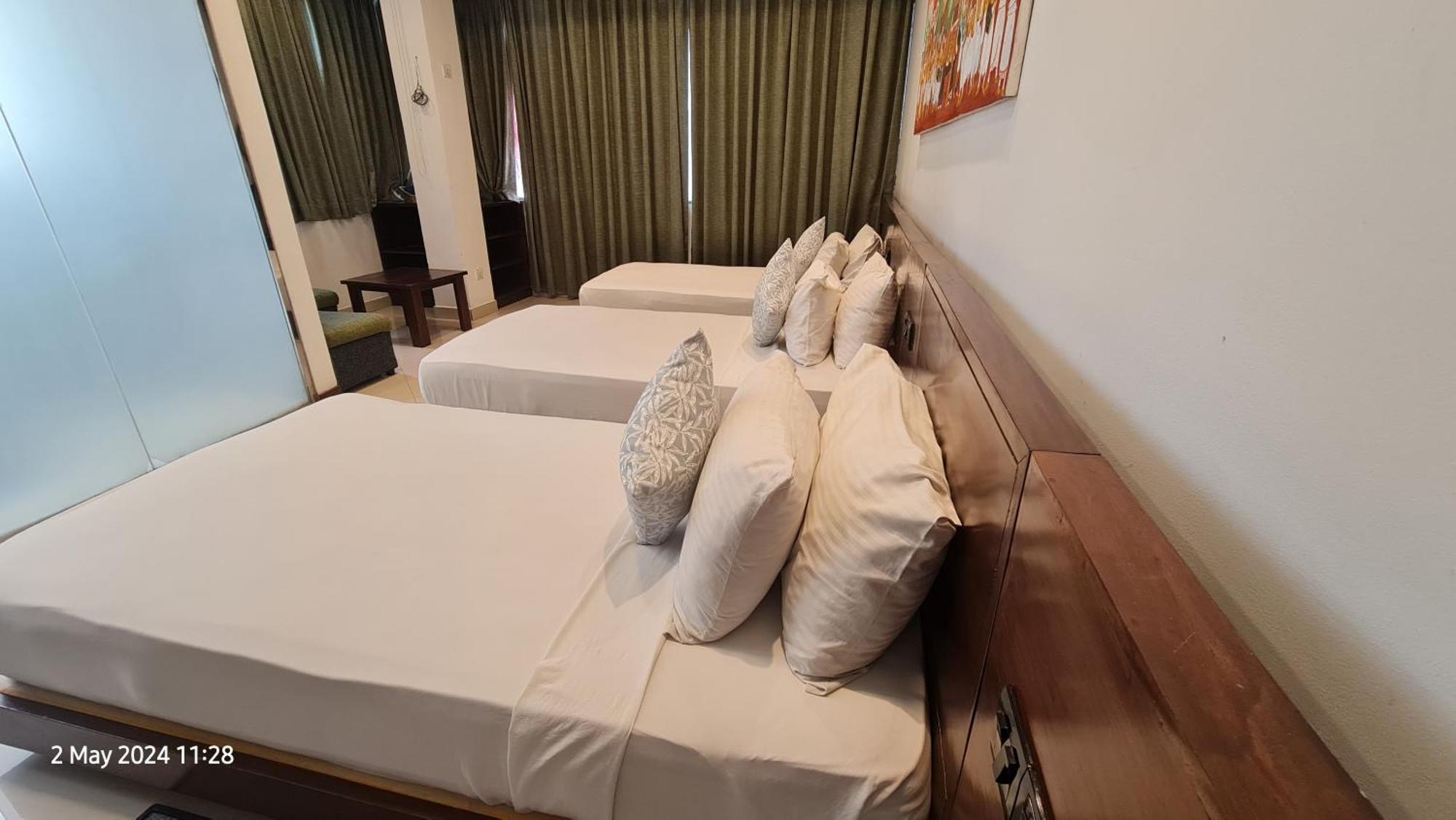 Quick Stop Inn Kandy Luaran gambar